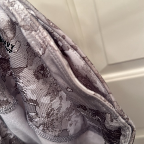 Old Navy Crop Leggings - Picture 4 of 4